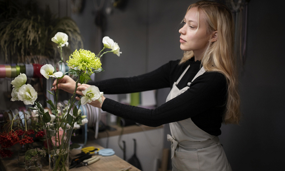West London Florist for Sale in Willesden with Corporate and Funeral Contracts 1 West London Florist for Sale in Willesden with Corporate and Funeral Contracts 1