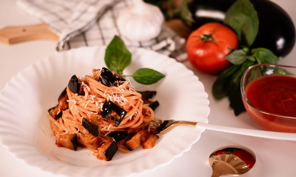 Italian/Mediterranean Restaurant for Sale on Wood Green's Busy High Road 1