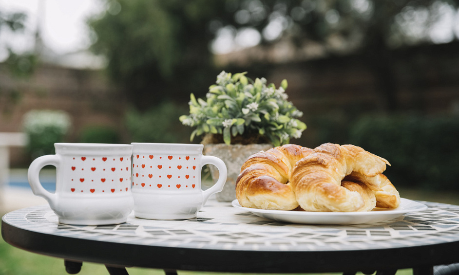 Vape and Shake Bar for Sale in Nottingham's Nightlife Area 1