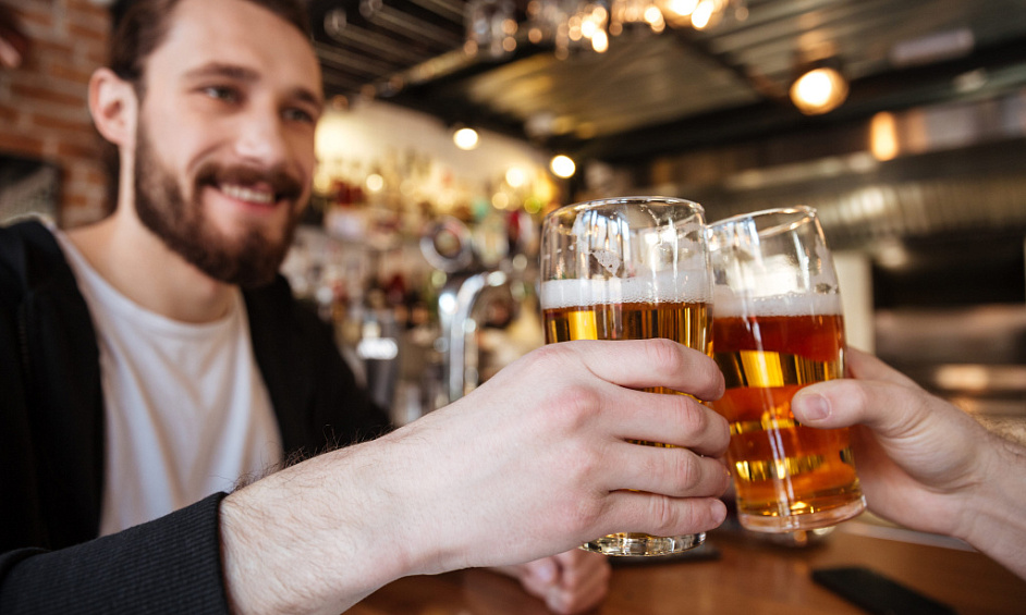 Traditional wet-led pub in Swansea City Centre available for sale 1