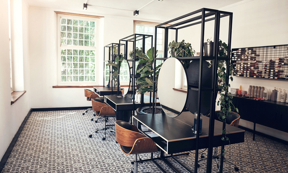 Prime Town Centre Hair & Beauty Salon + Vape Shop Kiosk for Sale in Grangetown, Cardiff 1