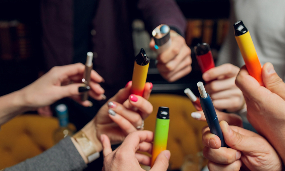 Vape shop for sale in Glasgow with potential for new ownership and immediate trading 1