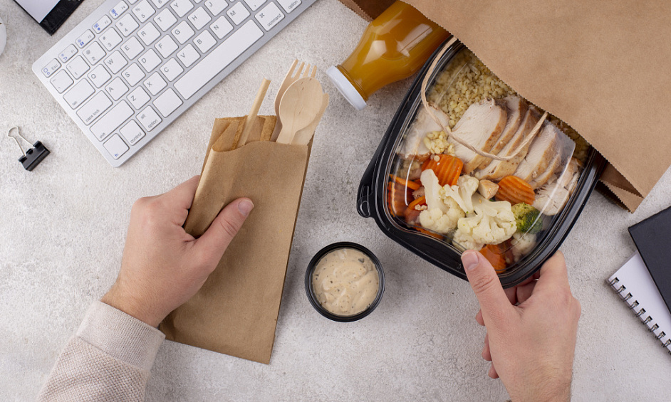 Takeaway business for sale in Cardiff Town, Indian cuisine with fully equipped kitchen and seating area 1