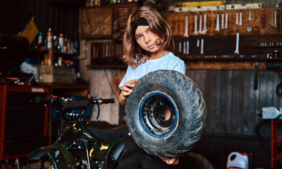 Motorcycle parts and service business for sale in Northampton Northamptonshire with loyal customers 1