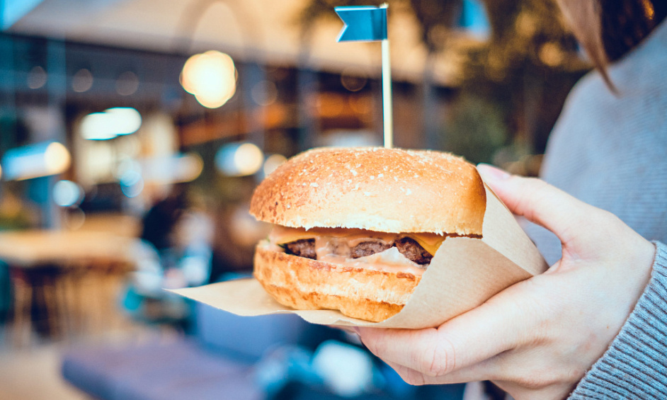 Turnkey Burger Van Business with Trading Licence and Land Use in Newport for Sale 1 Turnkey Burger Van Business with Trading Licence and Land Use in Newport for Sale 1