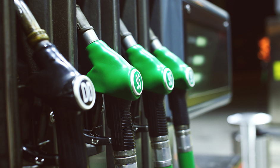 Petrol Filling Station and Motor Trade Business for Sale in Launceston Cornwall 1