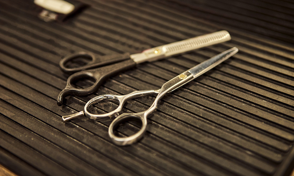 15-Year Lease on Busy Cardiff Barbershop Near Schools, Shops, and Parking 1 15-Year Lease on Busy Cardiff Barbershop Near Schools, Shops, and Parking 1