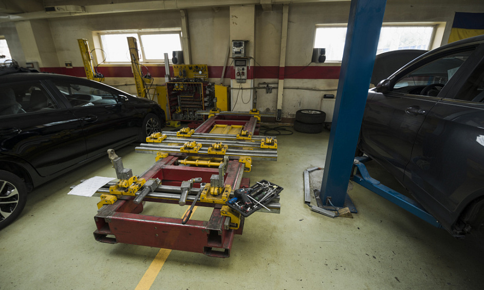 MOT Station & Repair Centre Cheadle Greater Manchester For Sale 1