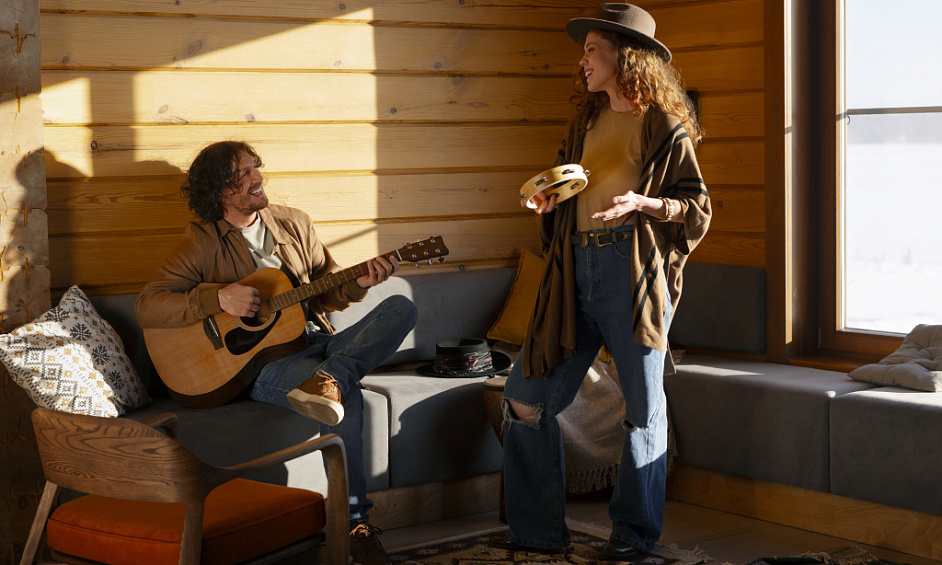 Holiday letting accommodation with private pub and cottage in Newton Abbot Devon 1