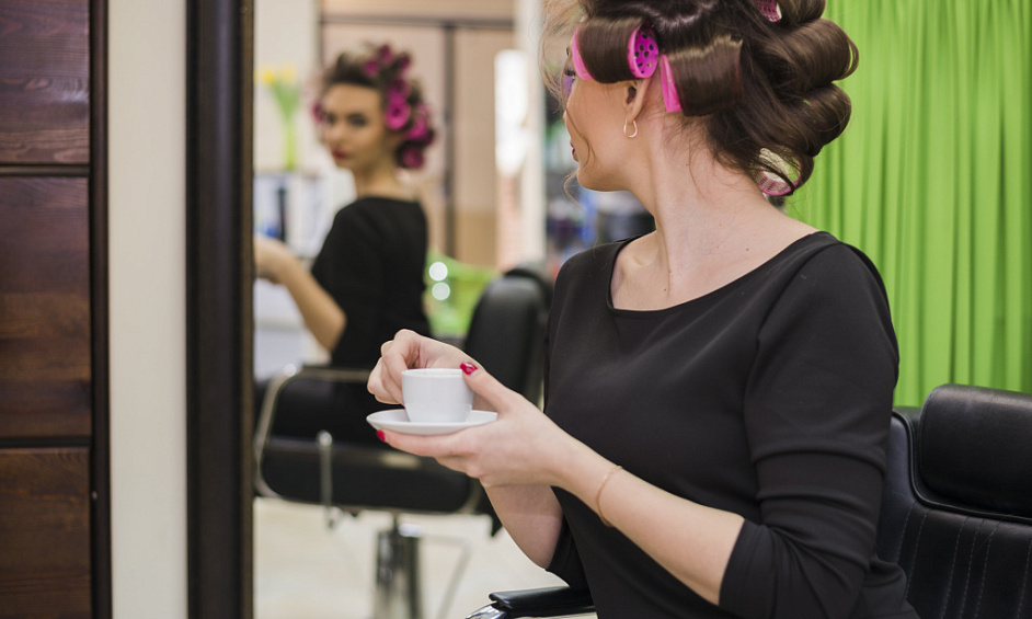 Beauty Salon B Glam Studio for Sale on Evington Road in Leicester 1