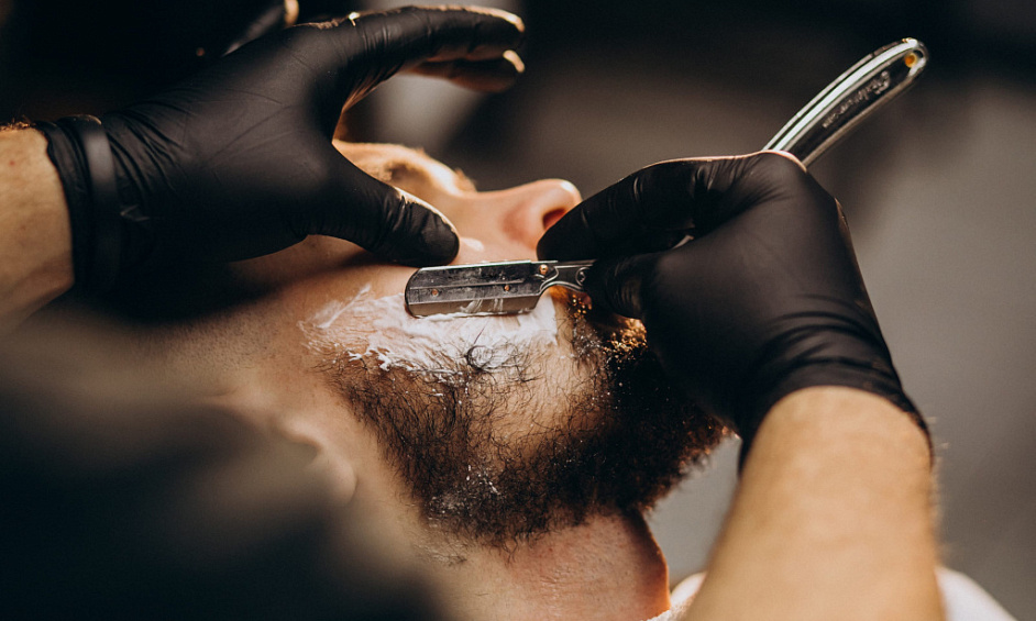 Barber shop for sale in West Bromwich with good visibility and diverse clientele 1 Barber shop for sale in West Bromwich with good visibility and diverse clientele 1