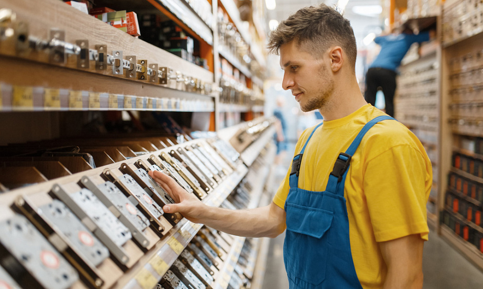 A CONSTRUCTION MATERIAL RETAILER 1