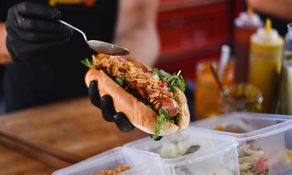 Hot food takeaway for sale in Ayr Town Centre with new lease opportunity available 1 Hot food takeaway for sale in Ayr Town Centre with new lease opportunity available 1