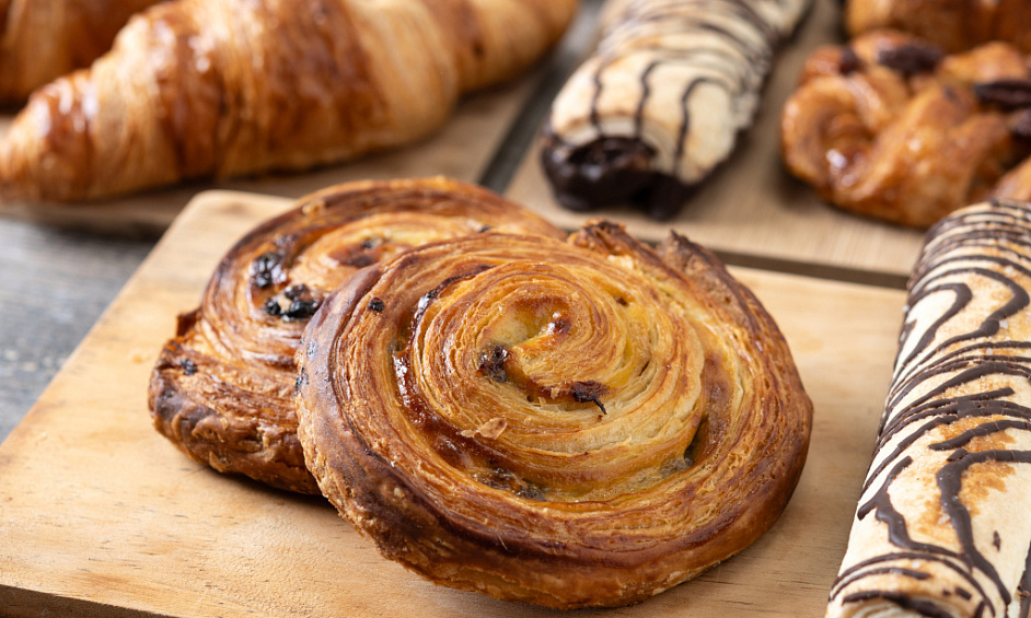 Bakery for sale in high-traffic commercial area of Cardiff Town 1