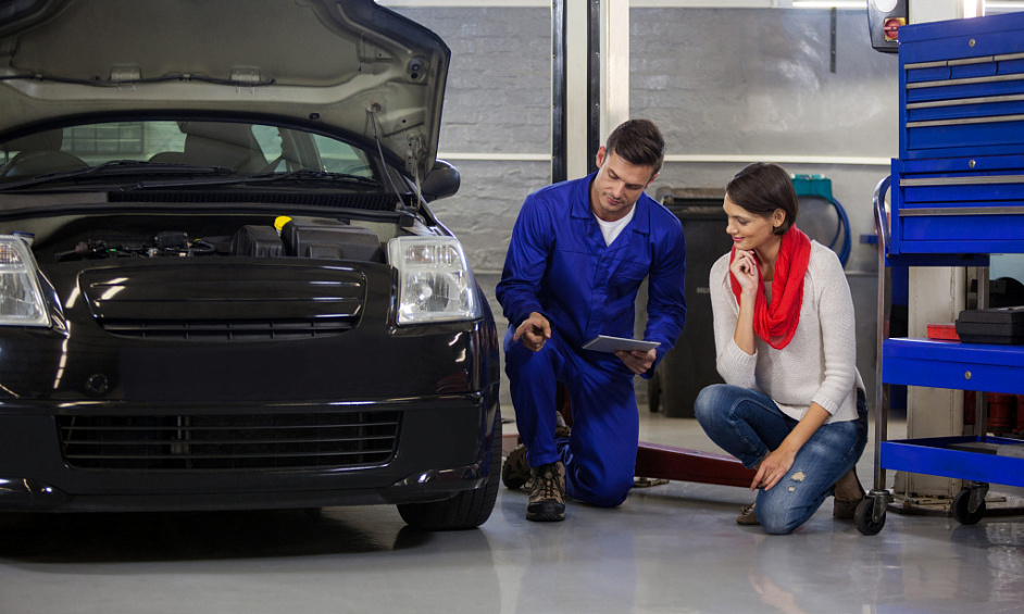 MOT Centre and Repairs Workshop for Sale in Weymouth Dorset 1