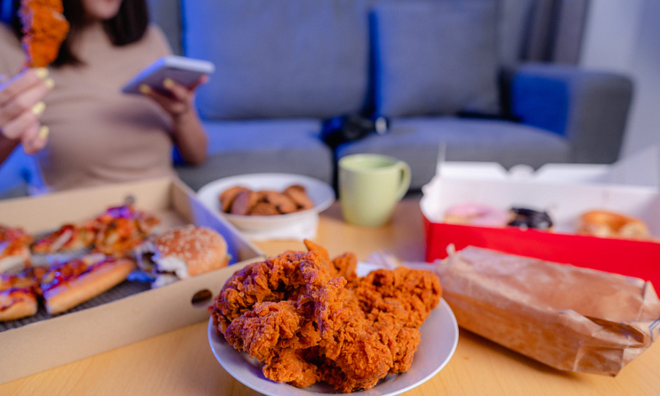 A5 Fried Chicken & Hot Food Takeaway-For-Sale Camden, London For Sale 1