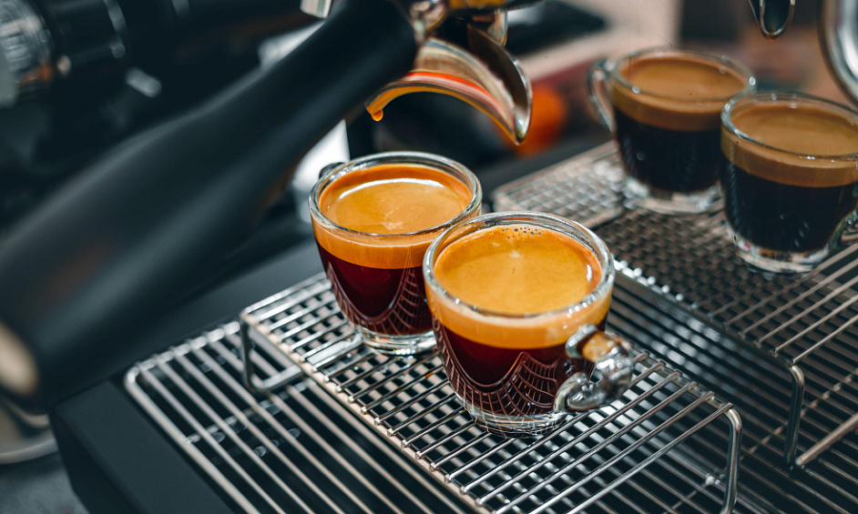Licensed Coffee Shop Café Brasserie for Sale in Yeovil Somerset with 80+ Covers 1 Licensed Coffee Shop Café Brasserie for Sale in Yeovil Somerset with 80+ Covers 1