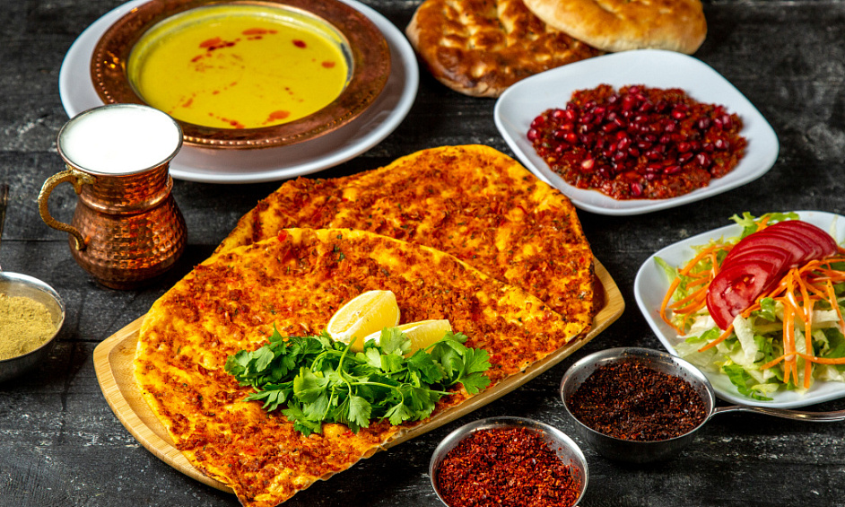 Licensed Turkish Restaurant and Bar for Sale in City of London 1