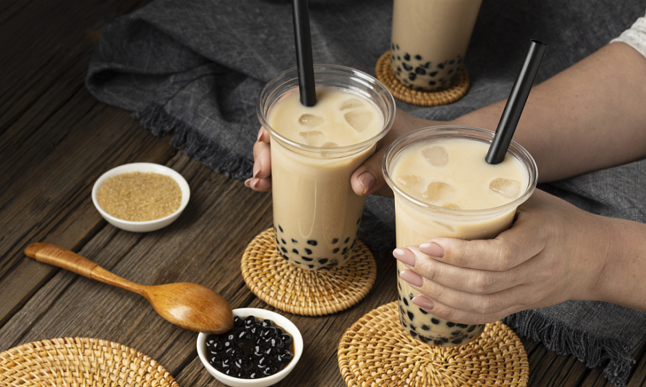 Bubble tea café for sale in Hillsborough, Sheffield with equipment and high foot traffic. 1