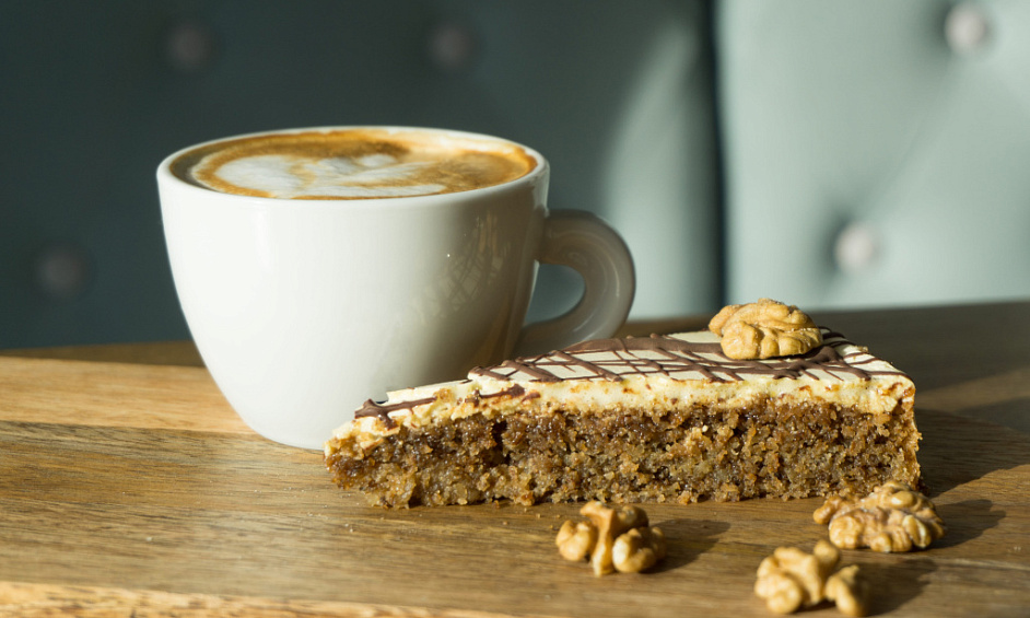 Café for Sale in Biggleswade Bedfordshire Located in the Town Center 1