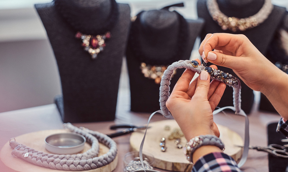 High Quality Jewellery Sales & Repairs Centre in Ashton in Makerfield, Wigan Manchester for Sale 1