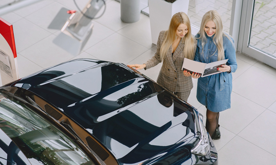 Edinburgh Prime Car Showroom with Forecourt for 35 Vehicles, New 5-Year Lease Available 1 Edinburgh Prime Car Showroom with Forecourt for 35 Vehicles, New 5-Year Lease Available 1