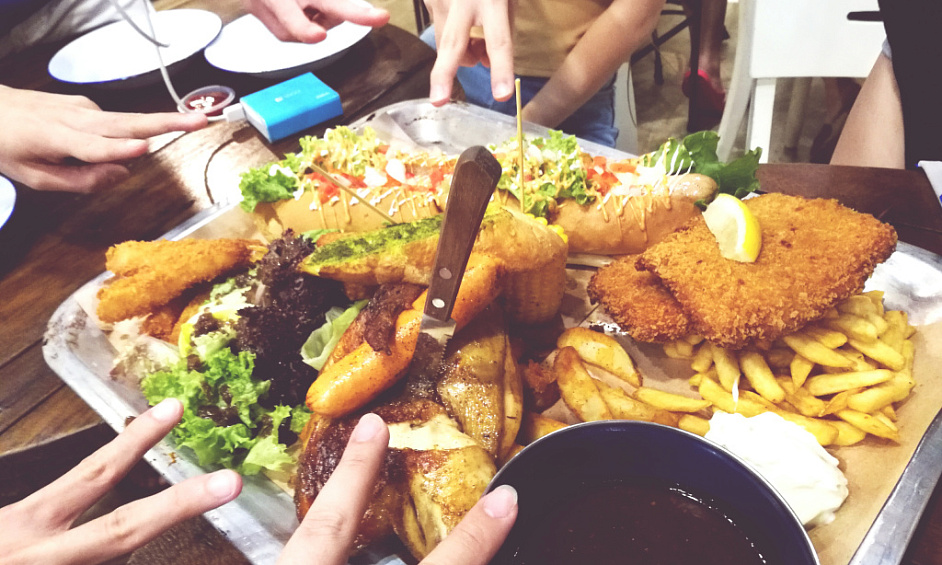 Licensed Fish & Chip Restaurant In Greater London For Sale 1