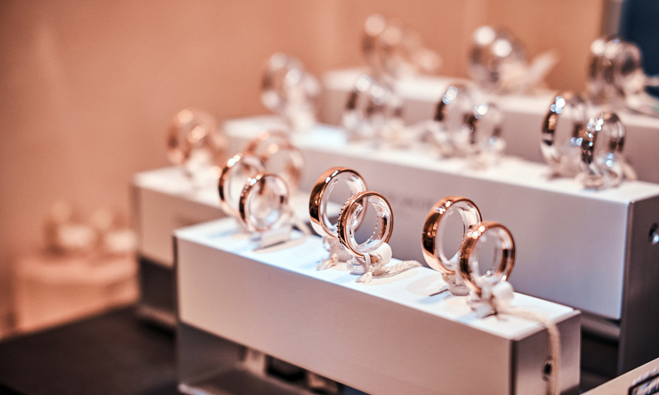 Jewellery Shop for Sale in New Cross London with Loyal Customer Base 1