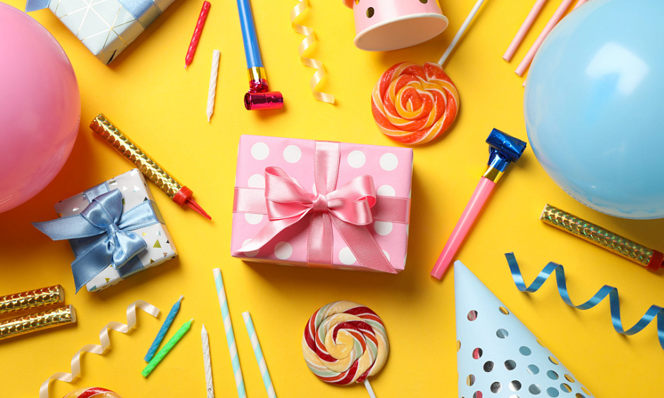 Swansea Suburb Freehold Retail Gifts, Cards, Balloons, Party Supplies with Accommodation 1 Swansea Suburb Freehold Retail Gifts, Cards, Balloons, Party Supplies with Accommodation 1