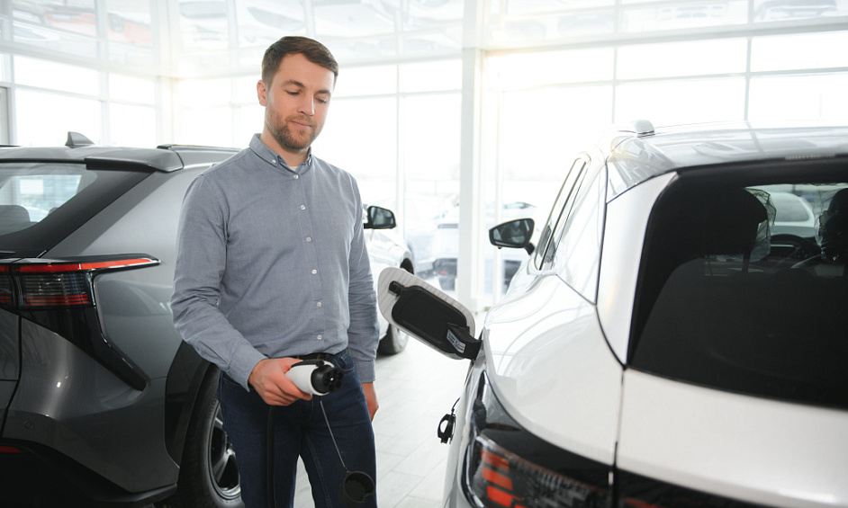 Car Sales and MOT Station for sale near Tunbridge Wells in Kent 1