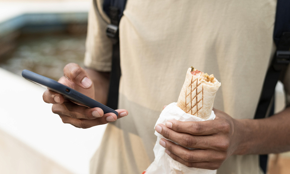 Battersea Shawarma and Wraps Delivery Business for Sale in Nine Elms, London 1