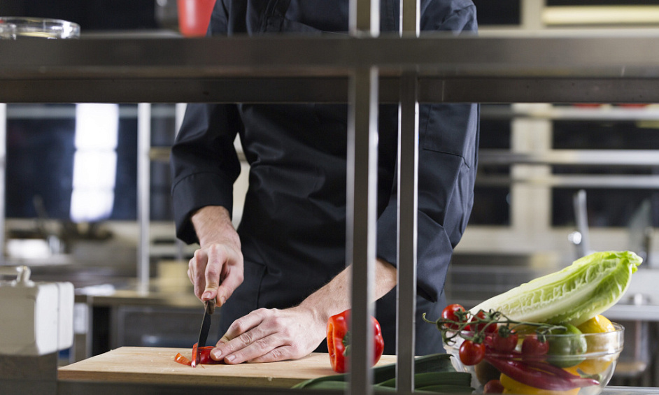 Turnkey restaurant in Elephant Park City of London with full kitchen extract and sun terrace 1