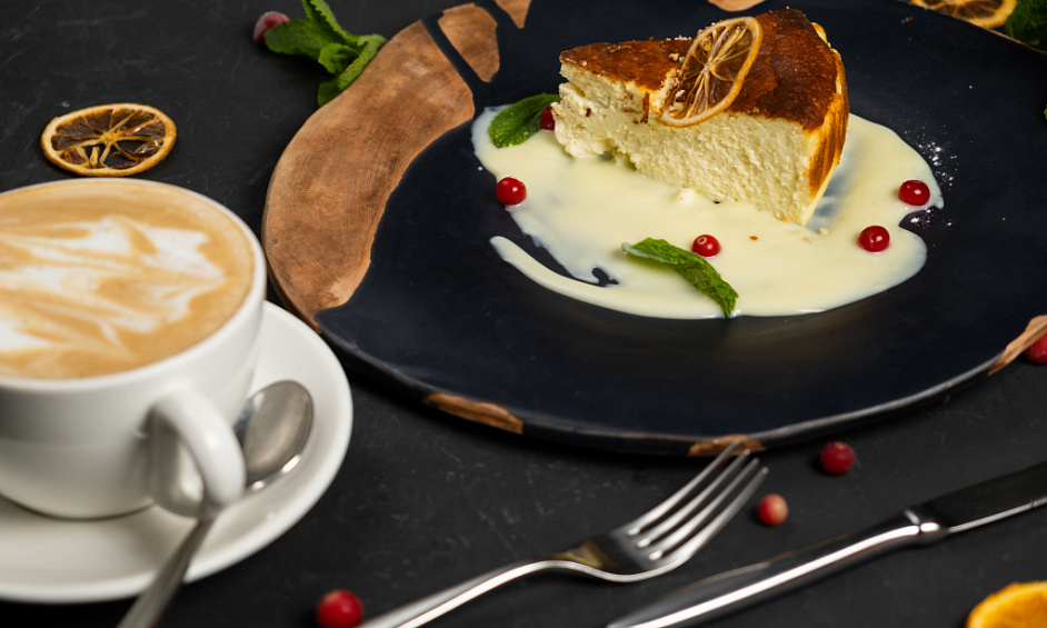 5-Star Rated Modern Café in City of London with 32 Seats, Advanced Features, Open 6 Days 1
