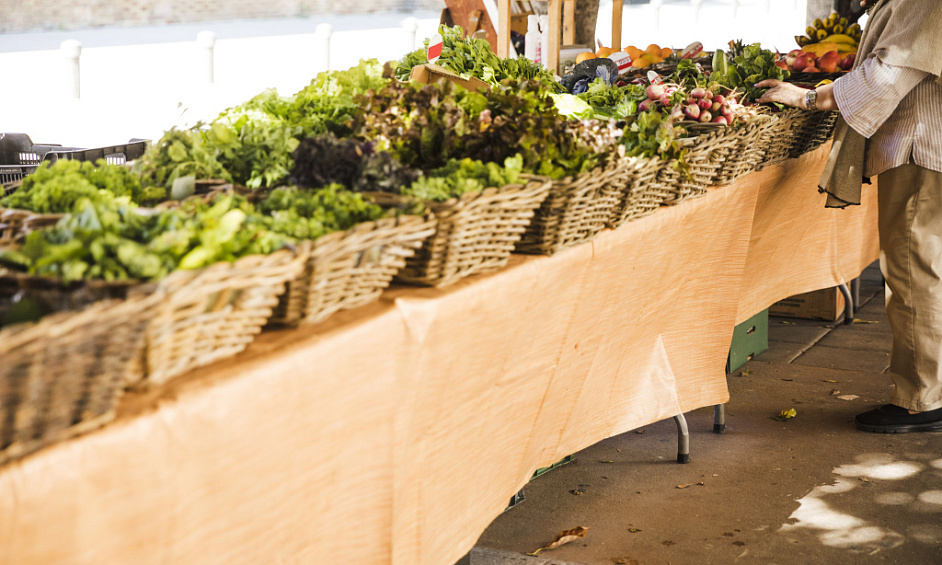 Organic Greengrocer Barra Organics for Lease on Sharrow Vale Road, Sheffield, South Yorkshire 1