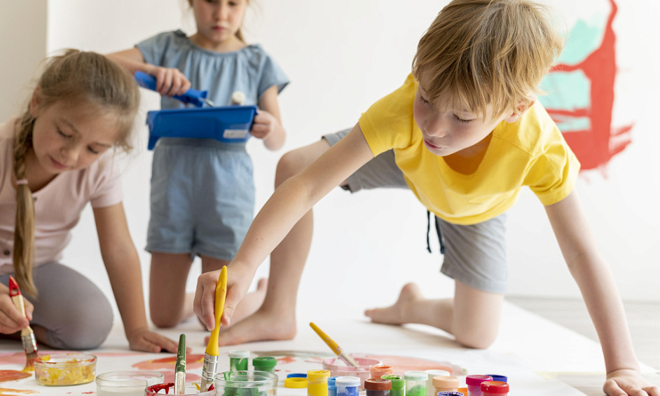 Performing arts academy for sale in Putney London, offering education for ages 4 to 18. 1