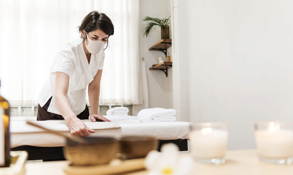 Thriving Massage Shop in Busy Wood Green, London for Sale, Fully-Equipped, High Foot Traffic 1 Thriving Massage Shop in Busy Wood Green, London for Sale, Fully-Equipped, High Foot Traffic 1