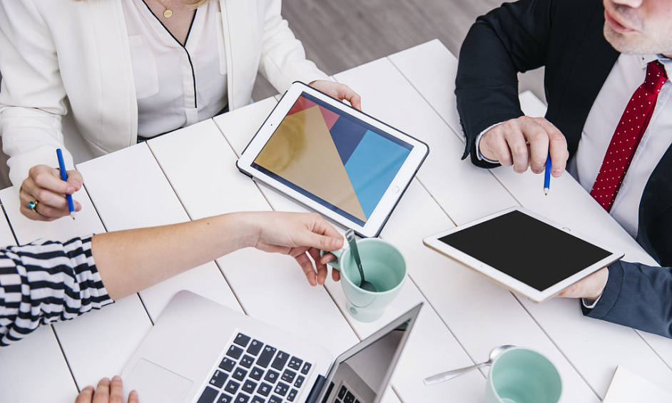 Marketing and design business for sale in London with debt purchase proposal available 1
