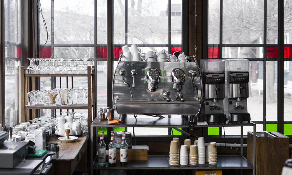 Exclusive Charming Leasehold Licensed Restaurant/Coffee Shop In Kent For Sale 1