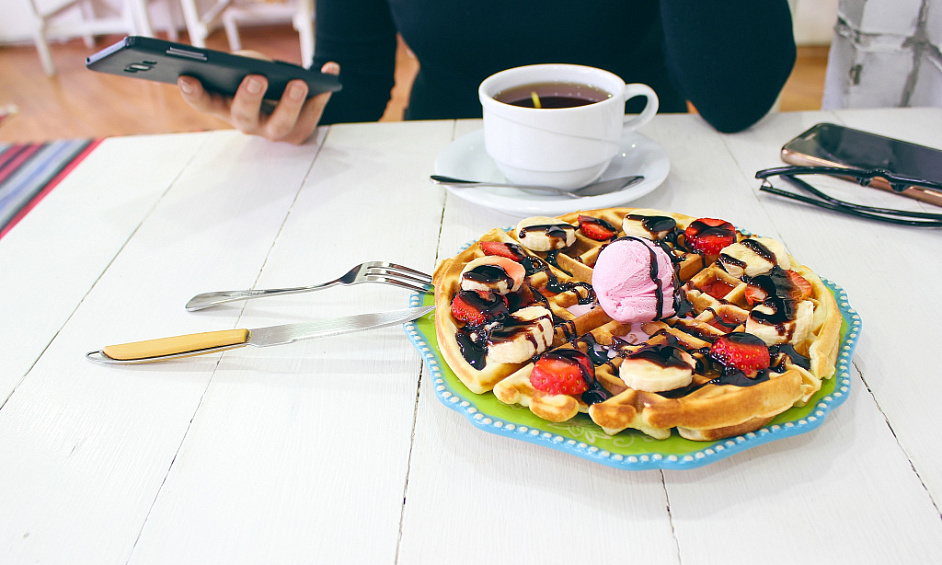 Dietary Specialist Pancake & Waffle House for lease in Bristol with delivery options available 1