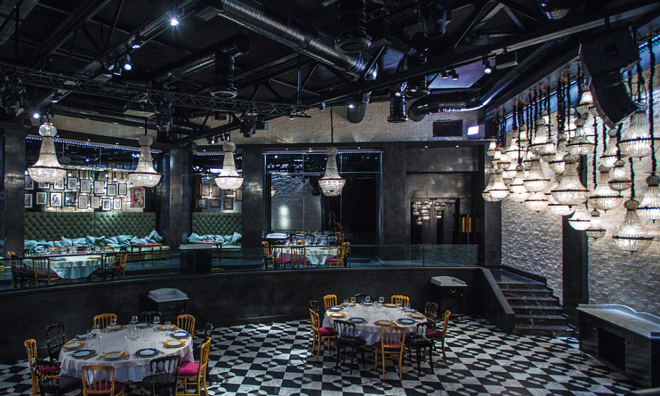 Licensed Charcoal Restaurant & Bar In South London For Sale 1