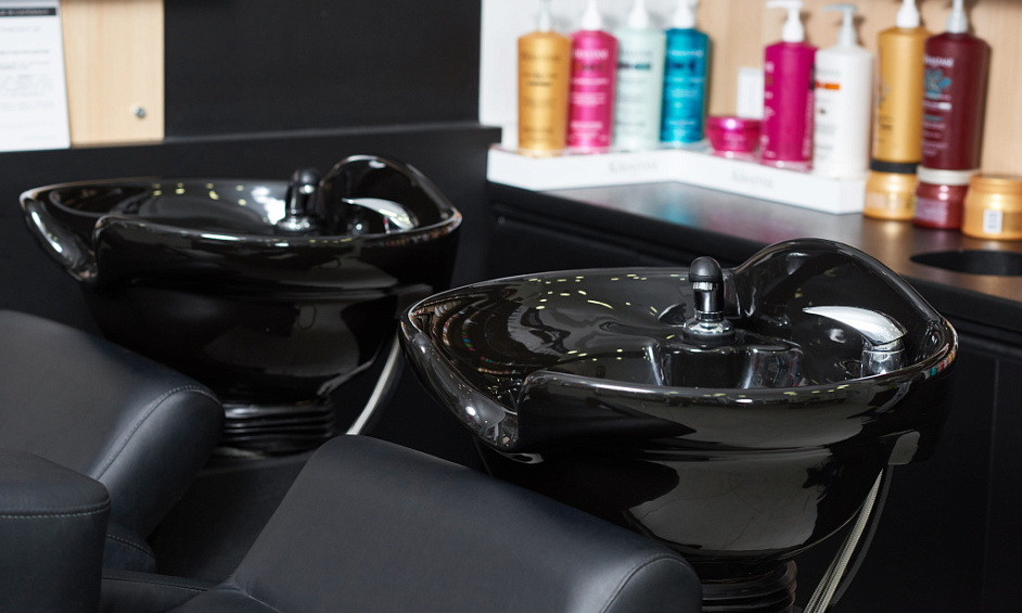 Busy, Established Hair Salon in Yarm County Durham Up for Sale 1 Busy, Established Hair Salon in Yarm County Durham Up for Sale 1