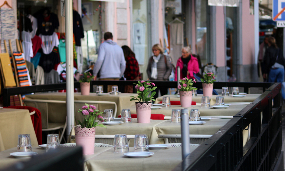 Licensed Italian Restaurant  For Sale 1