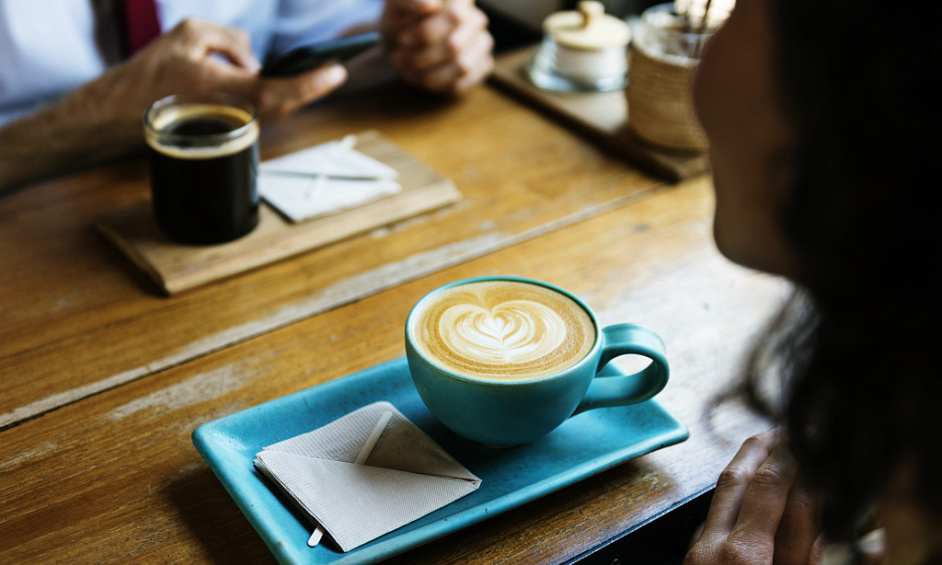 Aberdeen Coffee Shop for Sale - 5-Star Reputation, Low Rent, Outdoor Seating 1