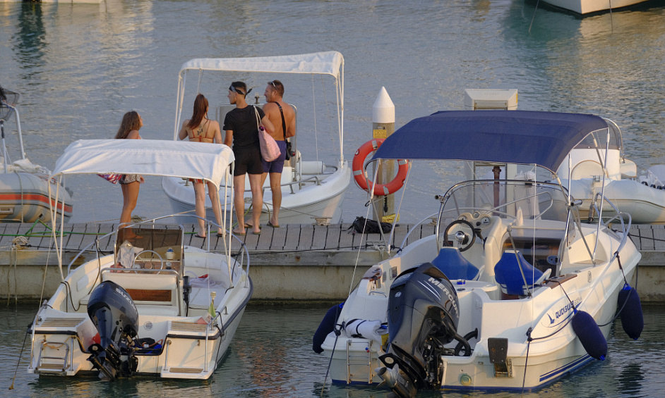 Event Boat Hire Business for Sale in Maidenhead Berkshire 1