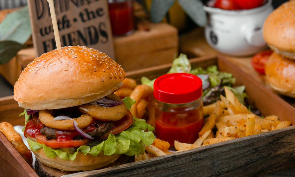 Fast food restaurant for sale in Dudley, West Midlands with delivery service options available 1 Fast food restaurant for sale in Dudley, West Midlands with delivery service options available 1