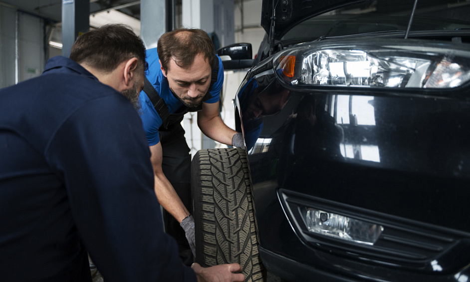 BMW Specialised Motor Vehicle Repair and MOT Garage for Sale in City of London 1