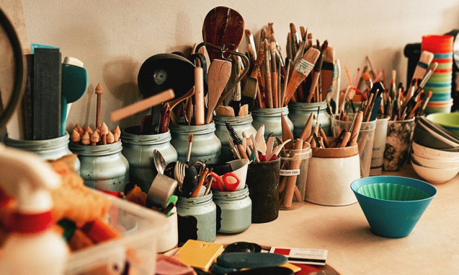 Houseware Goods & DIY Shop In Beckenham For Sale 1