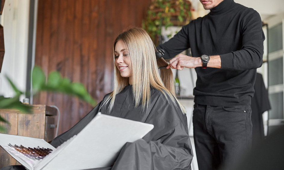 Profitable Hairdressing Salon In Bexleyheath For Sal 1