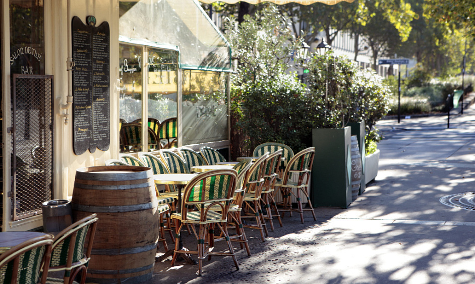 Profitable High Street Bar Lease For Sale 1
