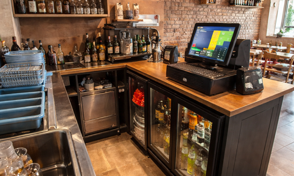 Pizza Restaurant & Takeaway With A3 A5 Alcohol For Sale 1